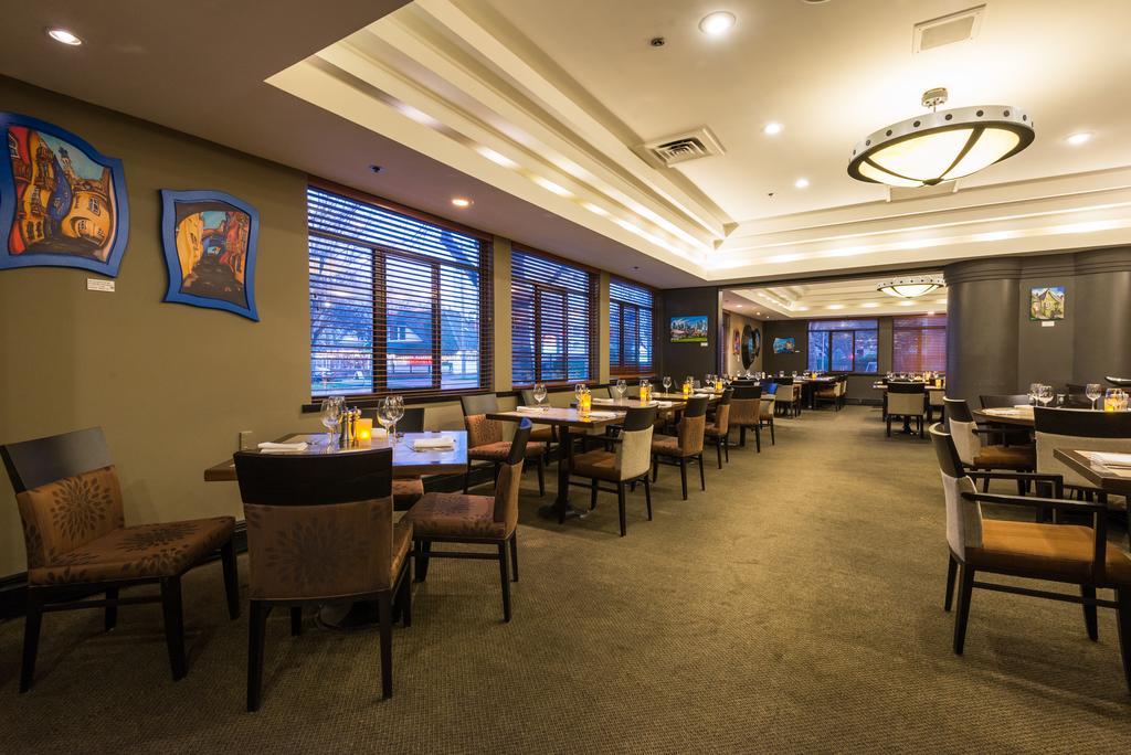 Harbour Towers Hotel & Suites Victoria Ngoại thất bức ảnh